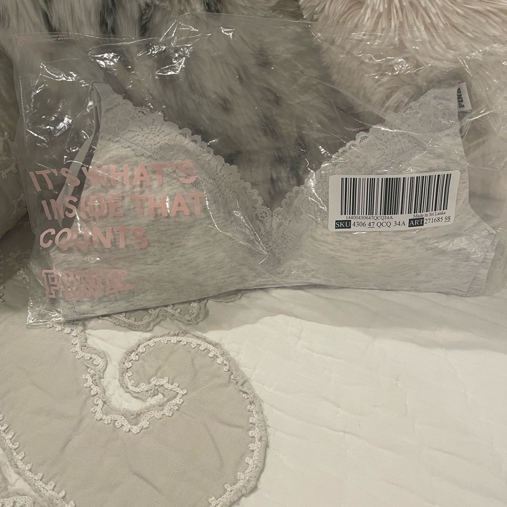 PINK Victoria's Secret Gray Lace Bra